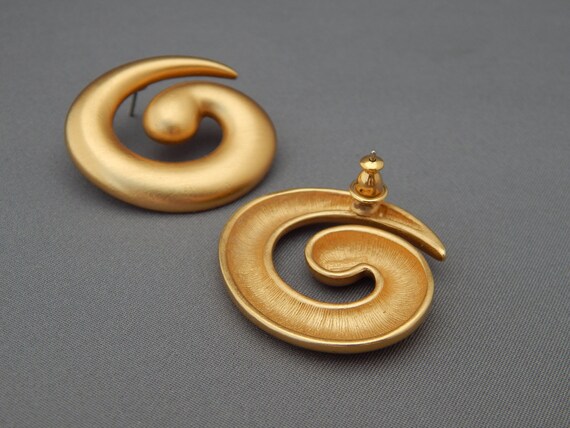 MONET Matte Gold Swirl Pierced Earrings - image 3