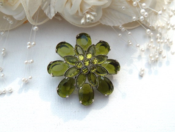 Green Rhinestone Flower Brooch Pendant, Dimension… - image 2