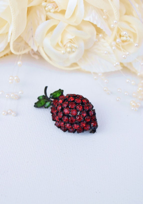 WARNER Strawberry Pin, Red Rhinestone Strawberry &