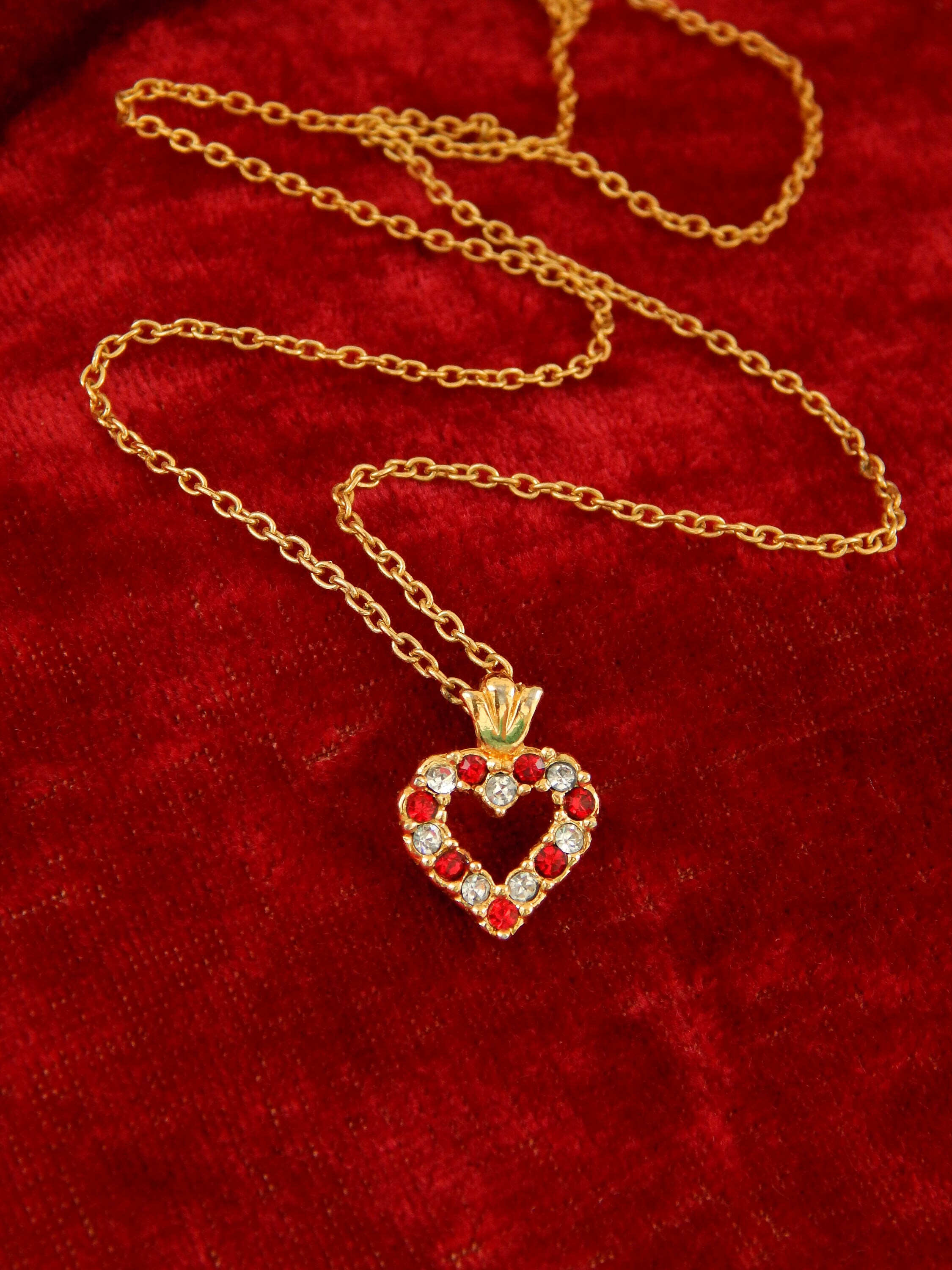 [韓国人気ジュエリー] nff fluffy heart necklace-red Gothic Rose Red Heart Pendant Necklaces for Women Men Punk