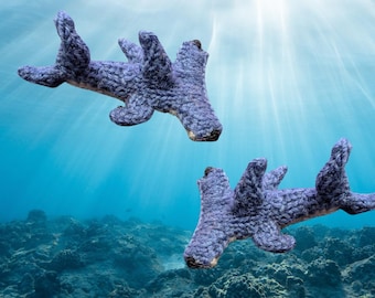 Gebreid klein hamerhaai-knuffelpatroon (pdf-download)