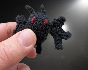 Tiny Mothman-breipatroon pdf-download Cryptid Toy