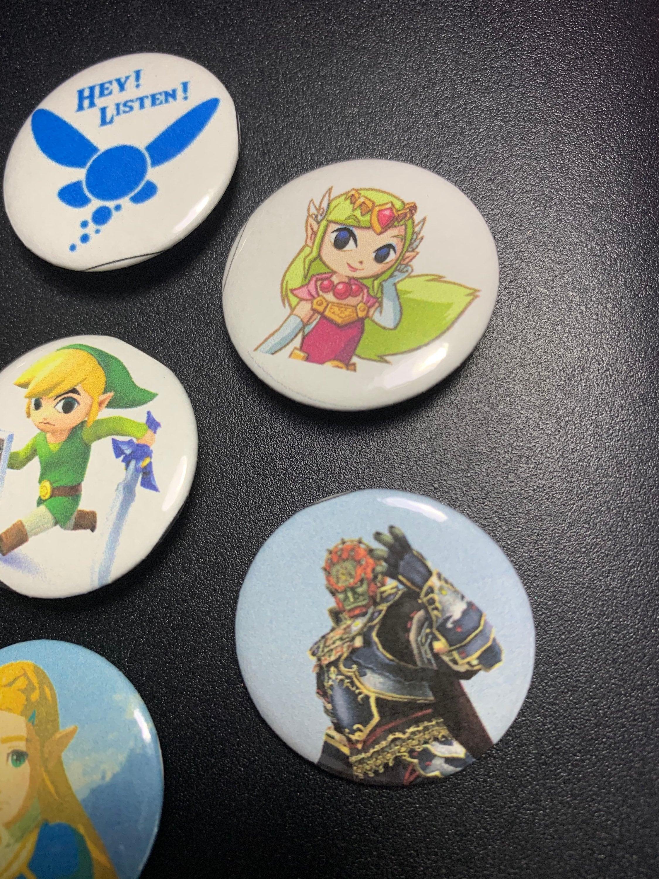 The Legend of Zelda inspired pins / buttons. 7 piece set. Etsy