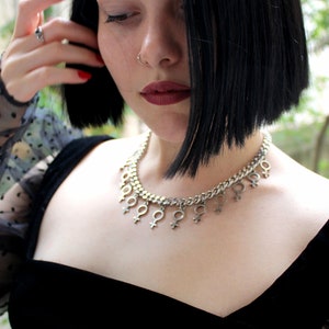 the Godess necklace ! / feminine symbol necklace !
