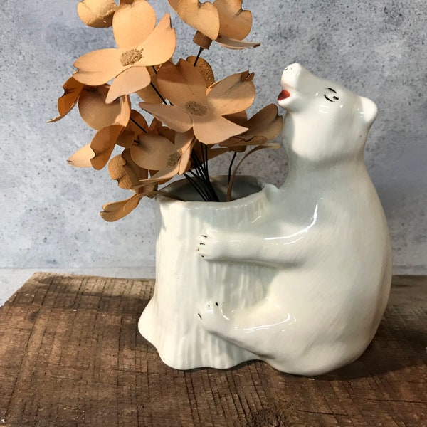 Vintage White Bear Planter