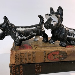 Vintage Pair of Porcelain Scottie Dog Figurines