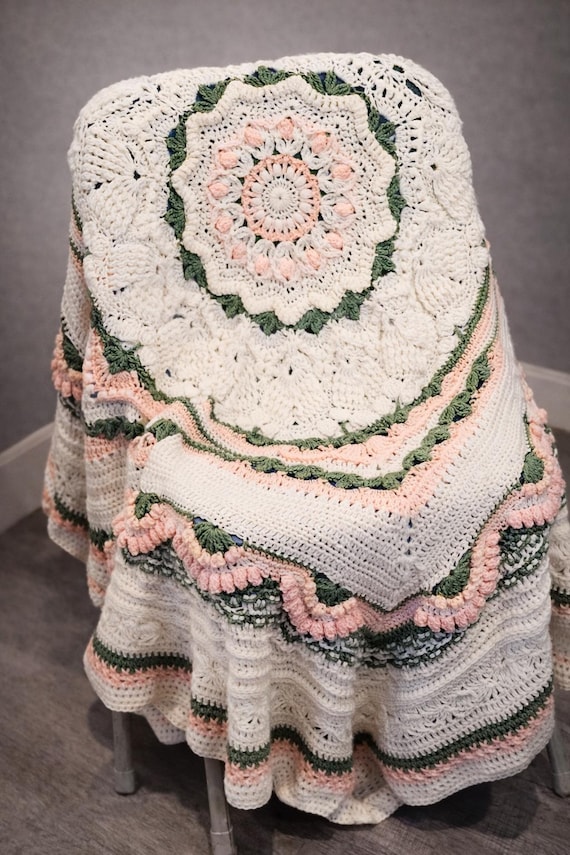 Peache's and Cream Throw