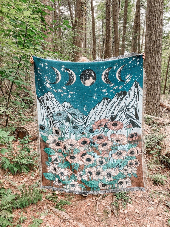 The Zurad Fringe Tapestry, Throw Blanket Moon Phases, Nightscape