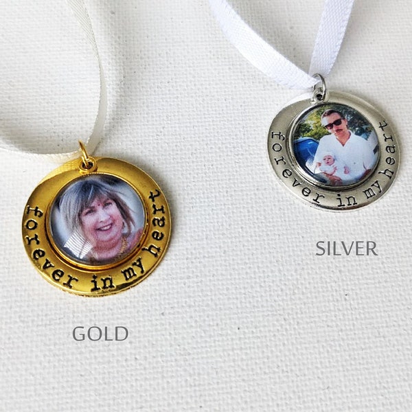 Round Wedding Bouquet Photo Memory Charm Bridal - Keepsake - in Silver or Gold "Forever in my heart" - Memorial Charm, Loved One, Charms