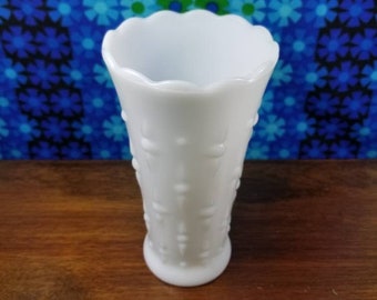 Anchor Hocking 7" Vase - Vintage Scalloped Edge Milk Glass Vase