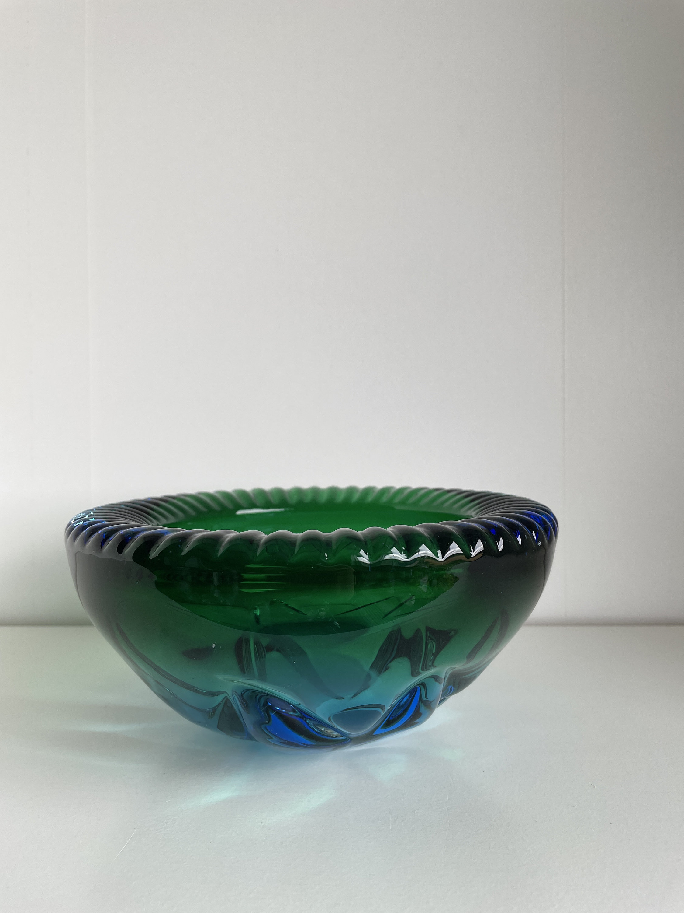 s新品SARGASSO GLASS BOWL | green VINTAGE $_57.JPG?set_id=880000500F
