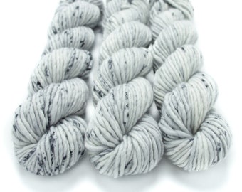 Super Bulky Yarn Merino Nylon, Hand Dyed Yarn, Semi Solid, Single Ply, Superwash Hand Dyed, Maizy Super Bulky - Ghost