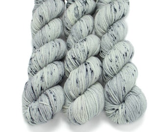 Worsted Weight Yarn, Hand Dyed, Speckled, Superwash Merino, Hand Dyed Yarn 100 g/218 yds, Worsted Yarn- Ghost