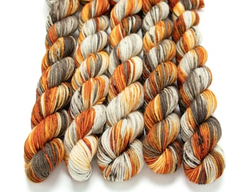 Mini Skein Sock Yarn, Hand Dyed, Speckled Mini, Superwash Merino Nylon Fingering Weight 20g, Staple Sock  - Pumpkin Latte