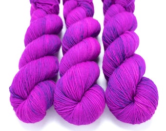 Fingering Yarn Singles Hand Dyed, Specked, Superwash Merino, Fingering Weight Hand Dyed 100g, Shire Singles - Pizazz