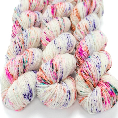Worsted Weight Yarn Hand Dyed Speckled Superwash Merino Etsy