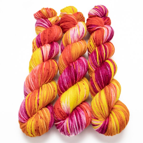 Worsted Weight Yarn, Hand Dyed, Semi-solid, Superwash Merino, Hand Dyed Yarn 100 g/218 yds, Worsted Yarn- Plumeria