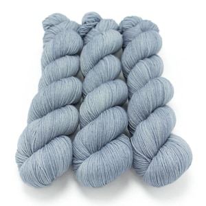 Semi Solid Sock Yarn, Hand Dyed, Superwash Merino Nylon Fingering Weight 100 g, Staple Sock  - Eye of the Tornado