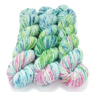 Super Bulky Yarn Merino Nylon, Hand Dyed Yarn, Speckled Bulky, Single Ply, Superwash Hand Dyed, Maizy Super Bulky - Water Lily