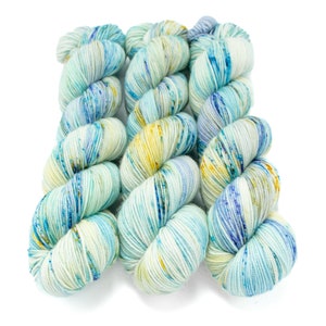 Sport Weight Yarn, Hand Dyed, Speckled, Superwash Merino, 100 g 325 yds, Super Squishy Sport Superwash - Fairy Bottom Burps