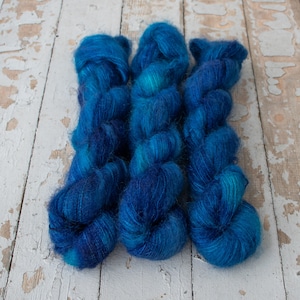 Mohair Silk Yarn, Hand Dyed, Speckled, Kid Silk Lace Weight, Brushed Mohair 50 g, Dandelion Mohair - Sapphire