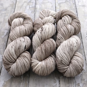 MCN DK Yarn, Speckled Hand Dyed, Superwash Merino Cashmere Nylon, Double Knitting, Bliss MCN dk, 100g 231 yds - Crimini