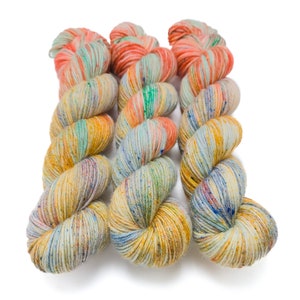MCN DK Yarn, Speckled Hand Dyed, Superwash Merino Cashmere Nylon, Double Knitting, Bliss MCN dk, 100g 231 yds - Beach Bungalow