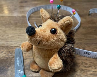 Hedgehog Pincushion: Weighted Sewing Tool