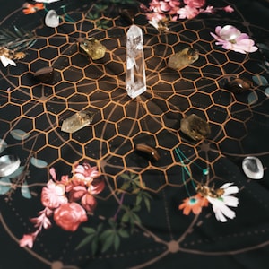 Crystal Grid, Sacred Geometry, Altar Cloth, Spiritual Wicca Shrine, Witchy Gift for Her, Head Scarf,  Tarot, Gridding Bandana Hair Accessory