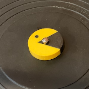 Pac-Man 45 vinyl record adapter