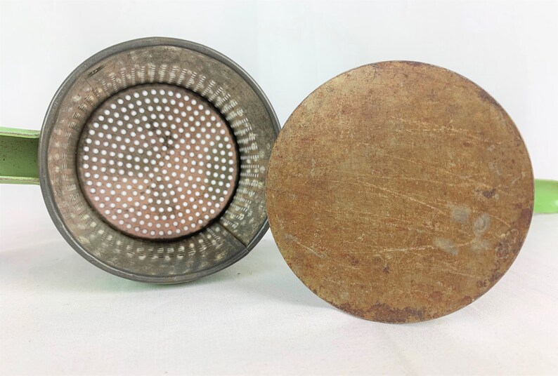 1930s Vintage Green Metal Hand Held Press Strainer Juicer Etsy