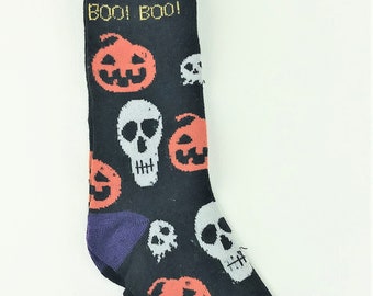 Women's BOO! BOO! Pumpkins & Skulls (1) Pair Fun Novelty Halloween Crew Socks