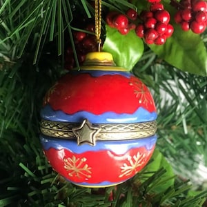 Red Snowflake Ball Porcelain Hinged Gift Trinket Christmas Ornament Surprise Box Fill with Gift, Money, Jewelry, Engagement Ring