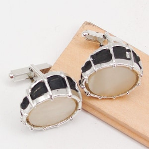 Gemelos vintage con forma de caja de batería, estilo jazz rock, para músicos, con nácar negro. imagen 1