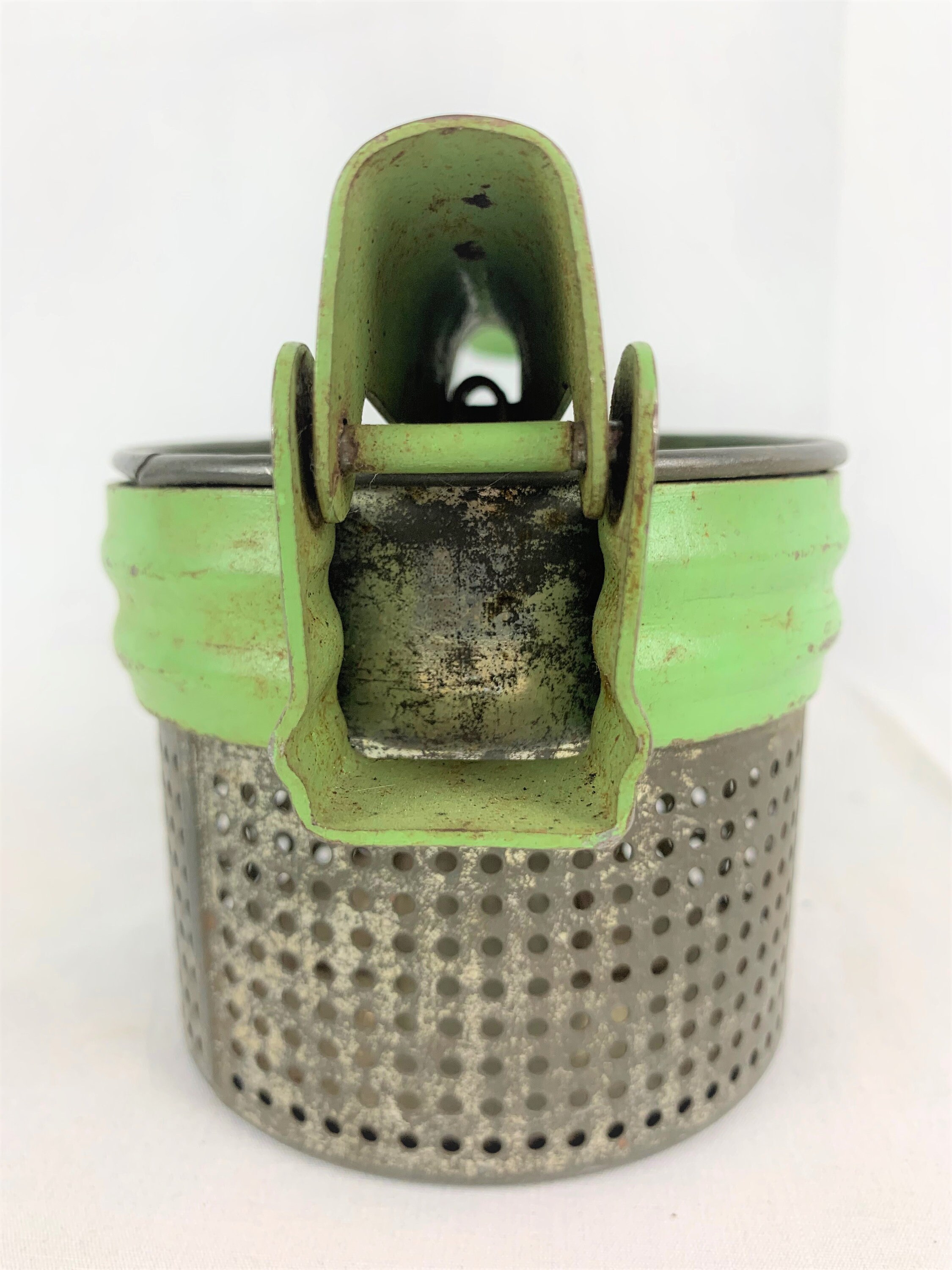 1930s Vintage Green Metal Hand Held Press Strainer Juicer Etsy