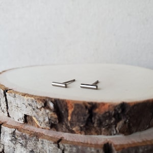 Titanium Bar Stud Earrings for Earlobe Piercing, Hypoallergenic for Sensitive Ears, Minimalist Earrings, Small Bar Studs