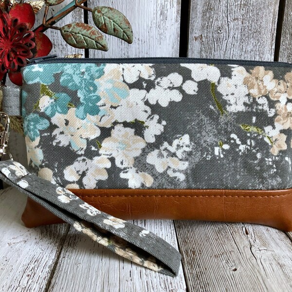 Wristlet Wallet, Iphone Wristlet Purse, Vegan Leather Wristlet, Wristlet Clutch, Otterbox Wristlet, Smartphone Wristlet, Evening Bag