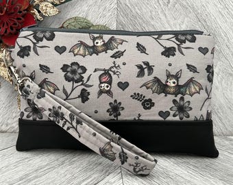 Cartera de muñeca con diseño de murciélagos, monedero con cremallera para iPhone, cartera de piel vegana