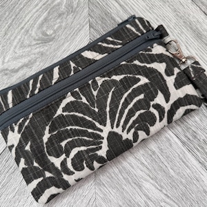 Gray & White Fabric Wristlet Wallet: iPhone 16 Pro Compatible