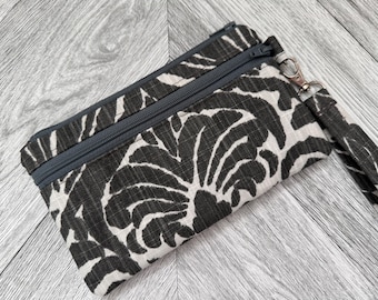 Gray & White Fabric Wristlet Wallet: iPhone 16 Pro Compatible