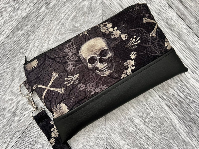 Wristlet Wallet, iPhone Wristlet Purse, Vegan Leather Wristlet, Wristlet Clutch, Concert Wristlet, Smartphone Wristlet, Evening Bag image 7