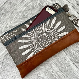 Wristlet Wallet, Iphone Wristlet Purse, Vegan Leather Wristlet, Wristlet Clutch, Otterbox Wristlet, Smartphone Wristlet, Evening Bag