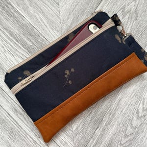Wristlet Wallet, Iphone Wristlet Purse, Vegan Leather Wristlet, Wristlet Clutch, Stadium Wristlet, Smartphone Wristlet, Evening Bag