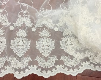 ヴィンテージスタイルのベージュのコットン花柄刺繍レース生地、両面デザイン刺繍レース生地、ヴィンテージブライダルガウン生地（1ヤード単位）