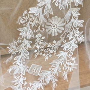5 pieces Vintage style off white clear sequin lace applique, flroal embroidery lace patch for wedding bridal veils