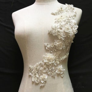 Exquisite 3D Blossom Rhinestone Beaded Bridal Lace Applique for Wedding Sash Bridal Hair Flower Boutique