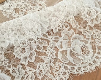 3 Yards ivory French Alencon lace fabric trim with double scalloed borders, detailed floral embroidery cord lace fabric