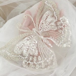 4 pezzi Avorio 3D Paillettes Fiore Pizzo Farfalla FioccoApplique, Fiore Patch Motivo per Matrimonio Velo Sposa Copricapo Capelli Fiori 6 cm