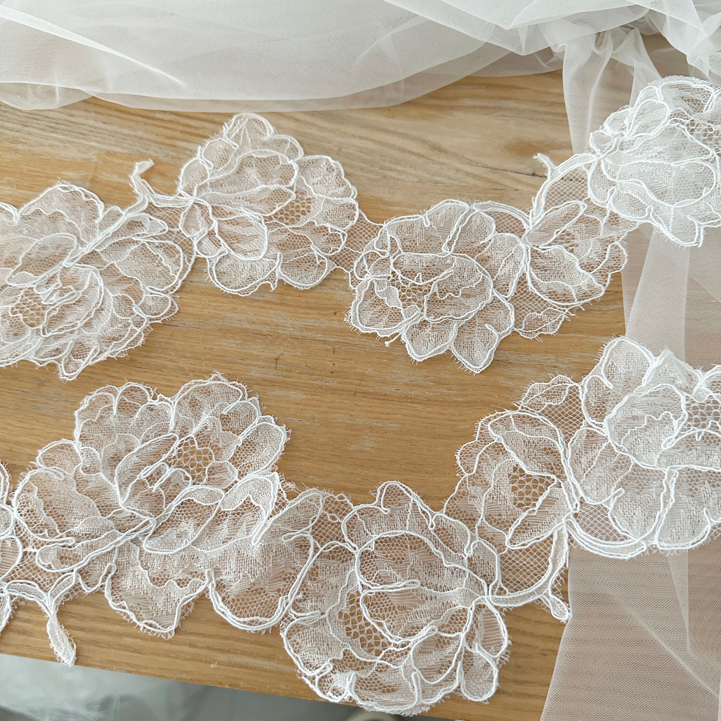 1 Yard handmade alencon bridal lace trim, wedding veil lace trim, bridal lace, wedding trim lace