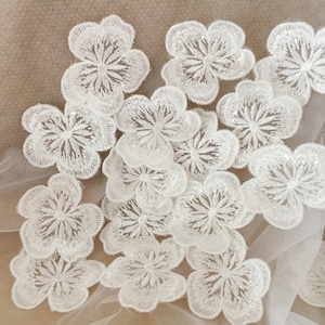 50 pieces Ivory 3D Sequin Flower Lace Applique, Blossom Patch Motif for Wedding Veil Bridal Headpiece Hair Flowers 6 cm